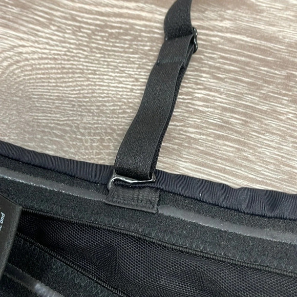 NWOT Calvin Klein Convertible Multiway Bra Black 38C - Picture 15 of 16